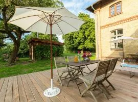 Vacation Apartment With Garden Terrace And Sauna