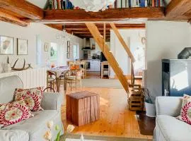 Charming Cottage In The Heart Of Nature