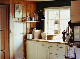 Cozy Cabin In Scenic Vøringsfoss，位于戈登的酒店