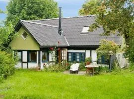 Private Retreat Near Kragenæs With Field Views