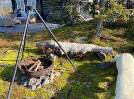 Log Cabin With Modern Style Near Vardefjell，位于Etnedal的酒店