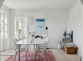 Charming House In Skagen With Authentic Style，位于斯卡恩的酒店