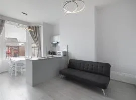Host & Stay - Aberdeen Walk Apartment