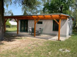Ferienhaus Bungalow in Motzen bei Berlin nur 300 m vom See und Strandbad entfernt