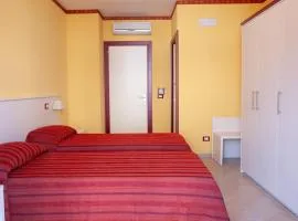 Stanza per 2 ospiti nel centro, a due passi dal mare - Il Mozzo!