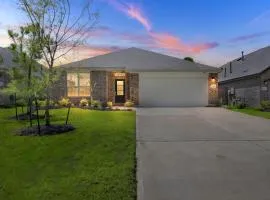 Spacious 3BR Retreat Near Lake Conroe home