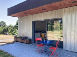 Petit Gîte 2 - 4 personnes，位于Le Longeron的酒店