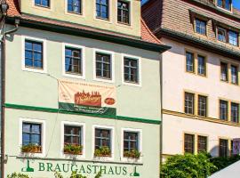 Braugasthaus，位于萨勒河畔瑙姆堡的酒店