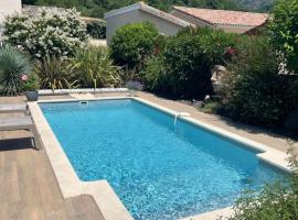 Comme à la maison près de la DOLCE VIA，位于Saint-Fortunat-sur-Eyrieux的酒店