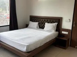 Hotel Manmohakh Grand