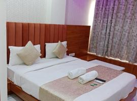 Hotel Metro AC Room，位于巴罗达的酒店