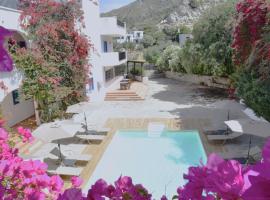 Boutique Hotel Tilos Mare，位于里瓦的亚的酒店