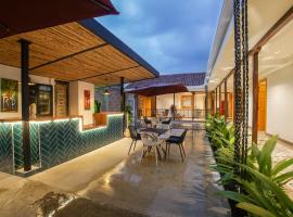 Casa Serafin Hotel，位于萨兰托的酒店