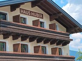 Haus Huber Zimmer und Apartments，位于米特西尔的酒店