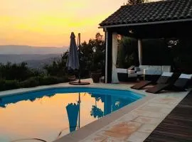 House with private pool & panoramic view