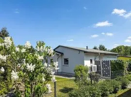Holiday Home Henry by Interhome