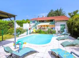 Lovely Home In Veyras，位于Veyras的酒店