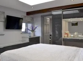 The Milking Parlour - Uk30866