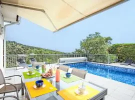 Holiday Home Jardins de Camille by Interhome
