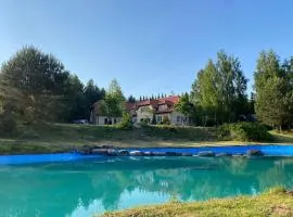 Dworek Na Uboczu