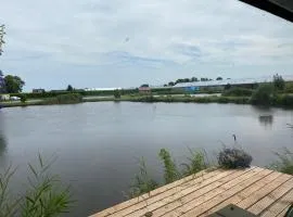 Forelwereld camping Luttelgeest aan zee vlak bij Giethoorn ,Lemmer ,Urk
