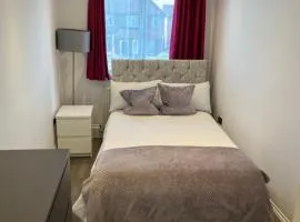 Double Guest Room 40 minutes from Central London