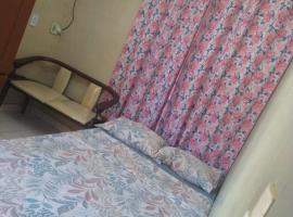 Quarto em casa compartilhada，位于马瑙斯的酒店