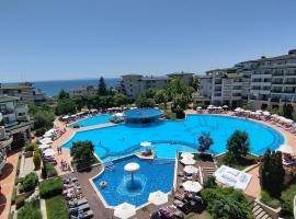 СПА Апартаменти за ГОСТИ Затворен комплекс ЕМЕРАЛД，位于拉夫达的酒店