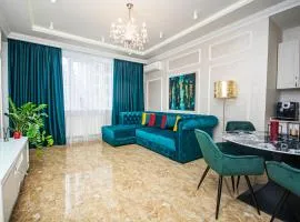 Luxury for business & pleasure Royal 1