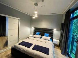 Apartament Navy Blue z tarasem，位于斯诺科的酒店