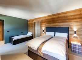 La Tana Lodge & SPA，位于La Colla的酒店