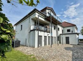 Ferienwohnung Sturmeck, Fehmarn-Orth，位于Orth的酒店