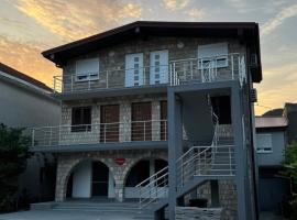 JazAzur，位于Lastva的酒店