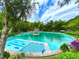 HOTEL Parque recreacional EL LAGO LIBANO，位于Líbano的酒店