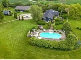 Beautiful Log House With A Pool In South Funen