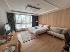 D'heights L5 Condo，位于安吉利斯的酒店