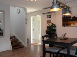 Modern guesthouse in Sätila, Lygnern，位于Sätila的酒店
