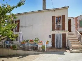 Beautiful Apartment In Rospigliani