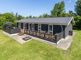 Awesome Home In Løgstør With Wifi