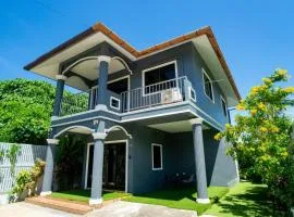 3 Bed 3 Bath Villa 400m to Beach
