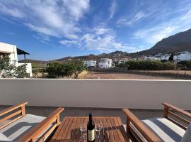 Livadakia Seaside Escape in Serifos，位于Livadakia的自助式住宿