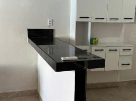 House, 300 meters from the beach，位于皮亚萨布苏的酒店
