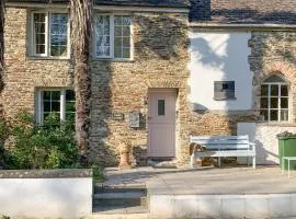 Castle Cottage