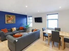 No10 Apartments