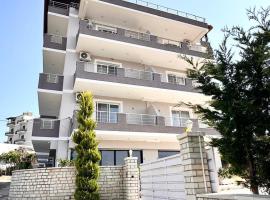 Golden Berden Boutique Apart-Hotel，位于Çukë的酒店