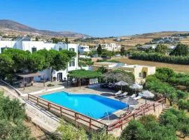 Tzane Studios & Apartments - Steps away from Golden Beach