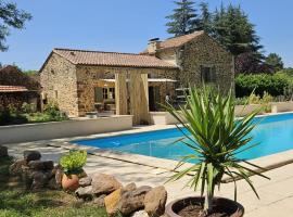 B&B La Taupinière Rustique table d'hôtes gastronomique，位于Mazeyrolles的酒店