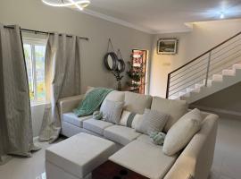 The Home by Scenic Stay Villas，位于欧丘里欧的酒店