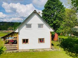 Cabana Racilor- Bike and watersports，位于马里瑟尔的酒店