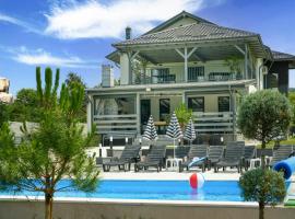 Casa Patry，位于克利默内什蒂的海滩酒店